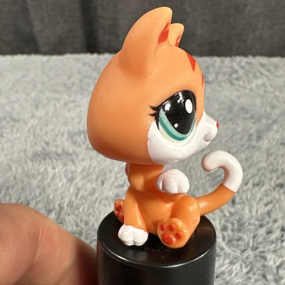 Hasbro/Basic Fun awesome figure